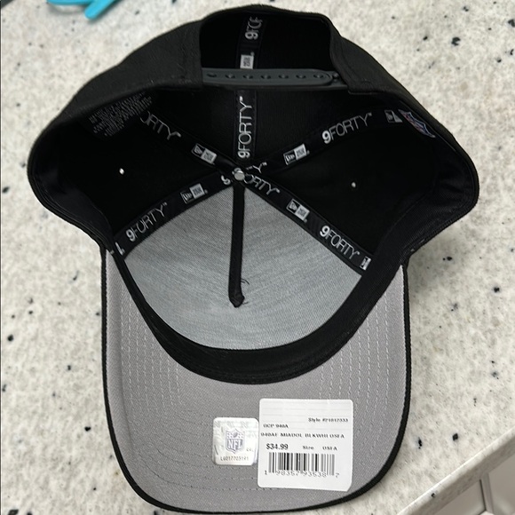 New Era Black 9FORTY Cap with Dolphin Emblem - Picture 3 of 4